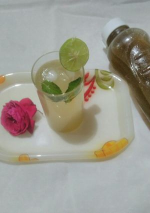 A picture of Lemon mint sharbat (concentrate).