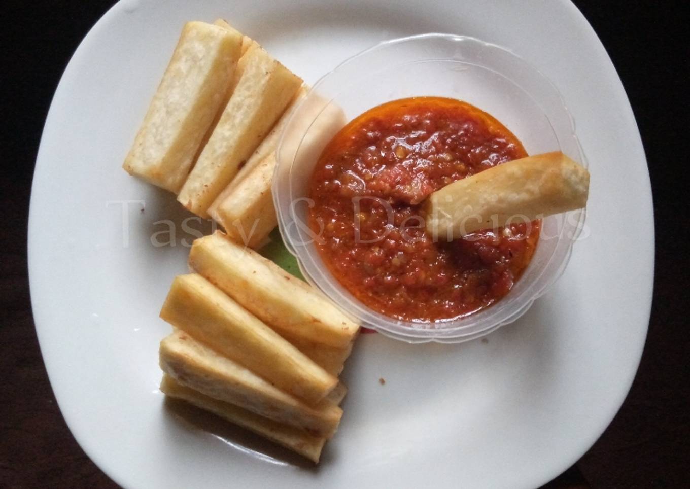 Fried Yam and Peppered Stew a. k. a dundun