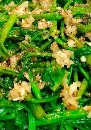 Hình của món Rau Muống Xào Tỏi.