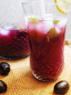 जामुन का जूस(jamun ka juice recipe in hindi) रेसिपी मुख्य फोटो