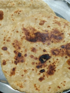 સત્તુ પરાઠા (Sattu Paratha Recipe In Gujarati) રેસીપી મુખ્ય ફોટો