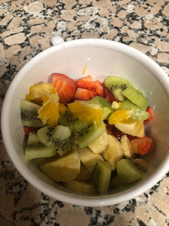 Una foto de Macedonia de frutas