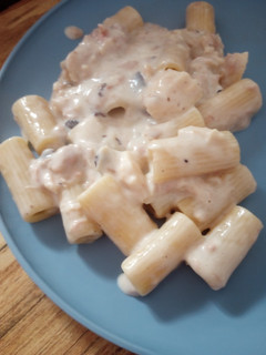 A picture of Elenore's Surprise Noodles.