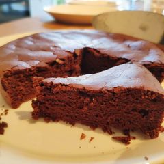 A picture of Easy Chocolate Cake.