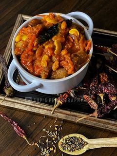 টমেটো খেজুরের চাটনি (Tomato Dates Chutney Recipe In Bengali) রেসিপির প্রধান ছবি