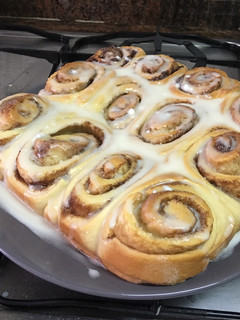 Una foto de Canebell (rollitos de canela y chocolate)