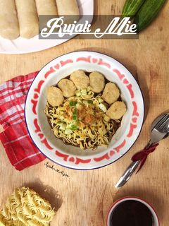 Foto resep Rujak Mie