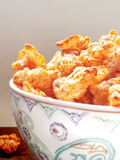 Una foto de Espectacular snack saludable con sabor a Doritos utilizando tostadas de arroz !! Fácil, sin gluten y EXQUISITO!