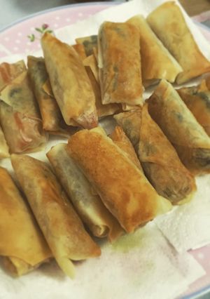 A picture of Spring rolls.