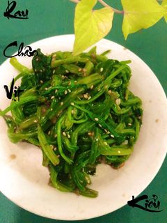 Hình của món Salad rau chân vịt kiểu Hàn 🌺.