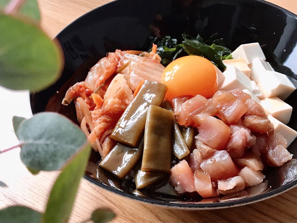 Tô Cơm Trộn Cá Ngừ (Tuna Rice Bowl)