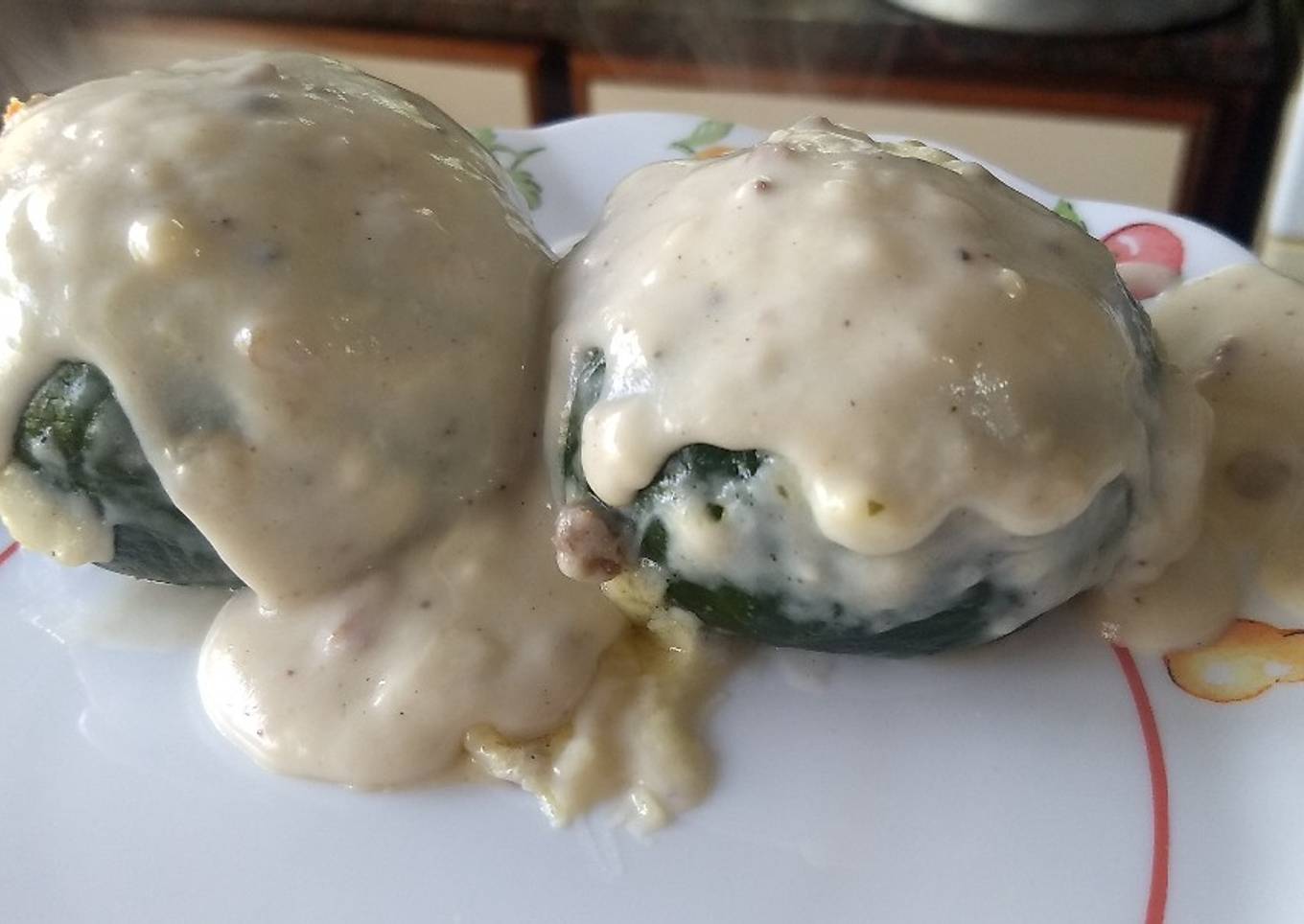 Zapallitos rellenos + salsa blanca