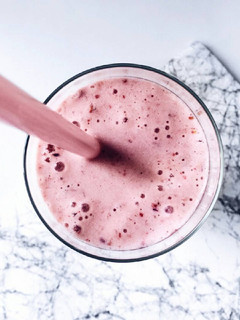 Una foto de Batido de fresa verano
