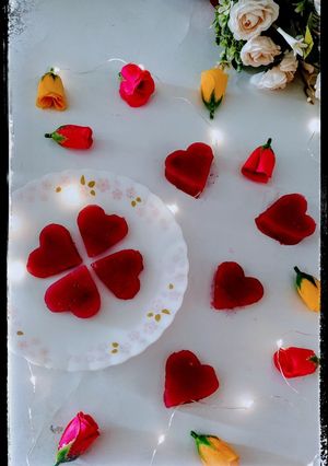 A picture of Romantic Red Delight.