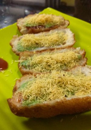 A picture of Shahi petro.