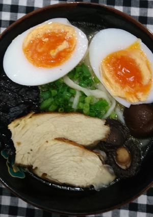Hình của món Mì ramen - sợi mì tự làm.