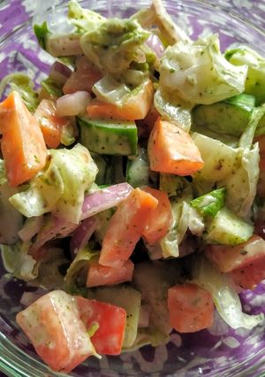 வெஜிடபிள் சலாட் (Vegetable salad recipe in tamil) செய்முறை முக்கிய புகைப்படம்