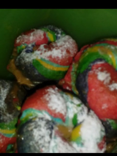 Una foto de Donas de colores