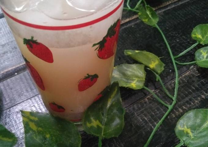 Cara Gampang Membuat Es jeruk peras yakult yang Sempurna