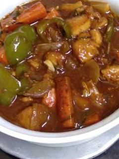 চিলি চিকেন(chilli chicken recipe in Bengali) রেসিপির প্রধান ছবি