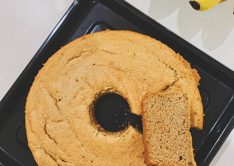 Gluten free banana chiffon cake (cooked dough method)