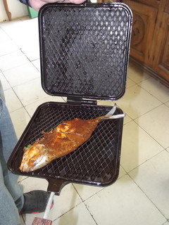 Una foto de Pescado de cuaresma bien enchilado fácil o (Adobao perrón)