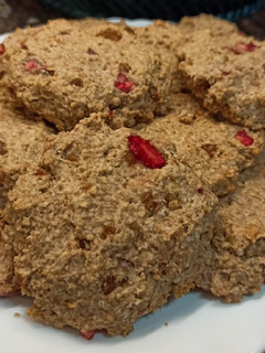 Una foto de Galletas de avena y 🍓fresas🍓