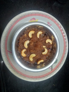 பிரட் அல்வா (Bread halwa recipe in tamil) செய்முறை முக்கிய புகைப்படம்