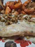 Merluza con arvejas de lata
