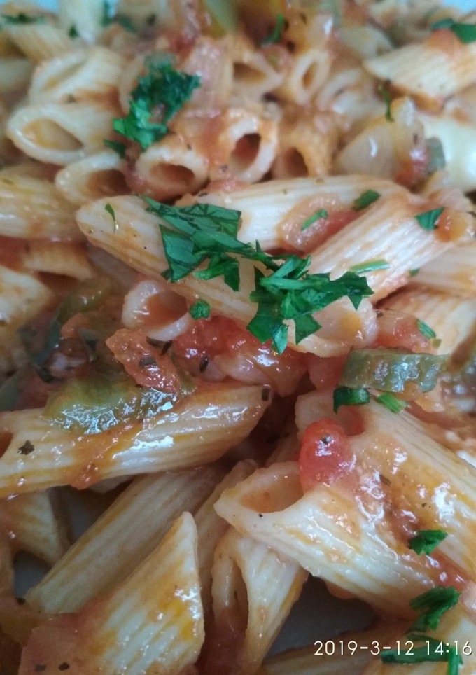 Una foto de Macarrones arrabiata