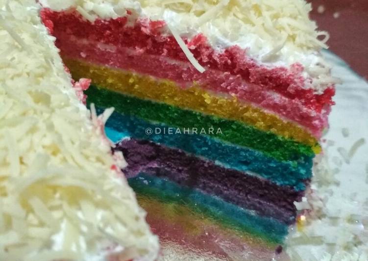 Cara Gampang Membuat Rainbow Cake Lembut 🎂 yang Sempurna