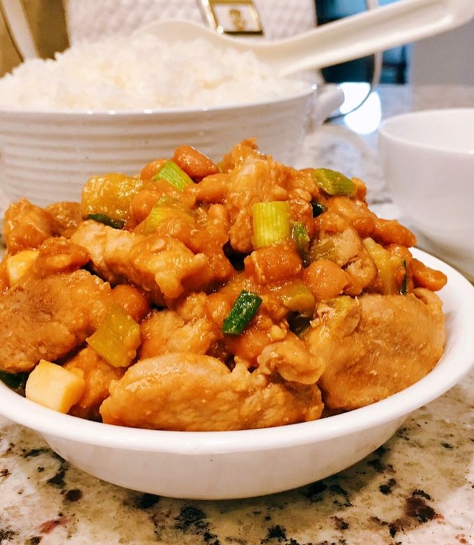 Hình của món Thịt Heo Sốt Đậu Tương.