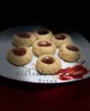 Raspberry cave cookies