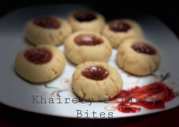 Simple Way to Prepare Any-night-of-the-week Raspberry cave cookies