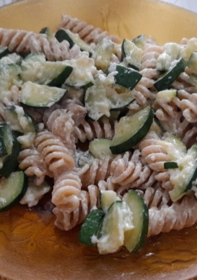 Foto di Pasta fusilli con zucchine e Philadelphia 🍜