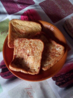 Una foto de Tostadas francesas con canela y nuez moscada