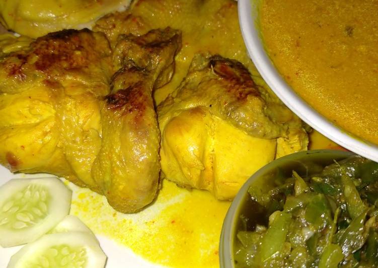 Ayam lodho sambel ijo