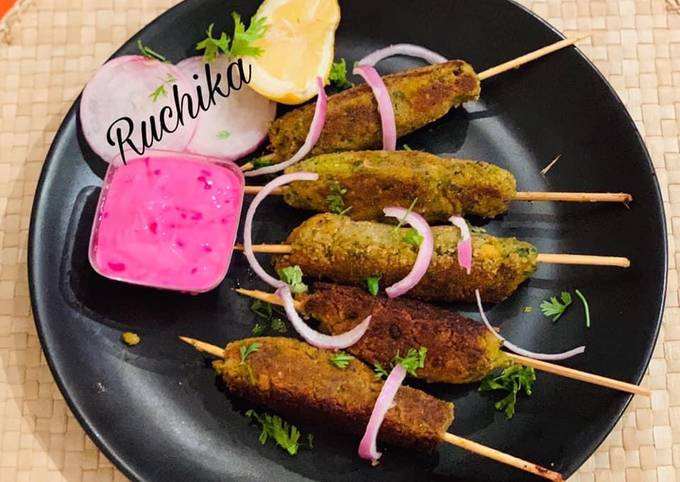 Step-by-Step Guide to Make Perfect Broccoli and Chana dal kababs