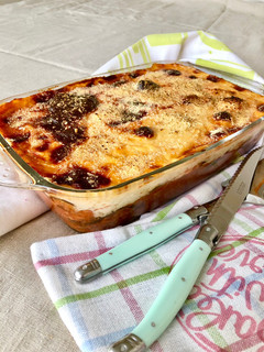 Una foto de Moussaka (musaka griega)