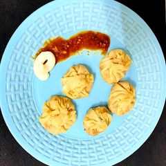 A picture of Veg Momos.
