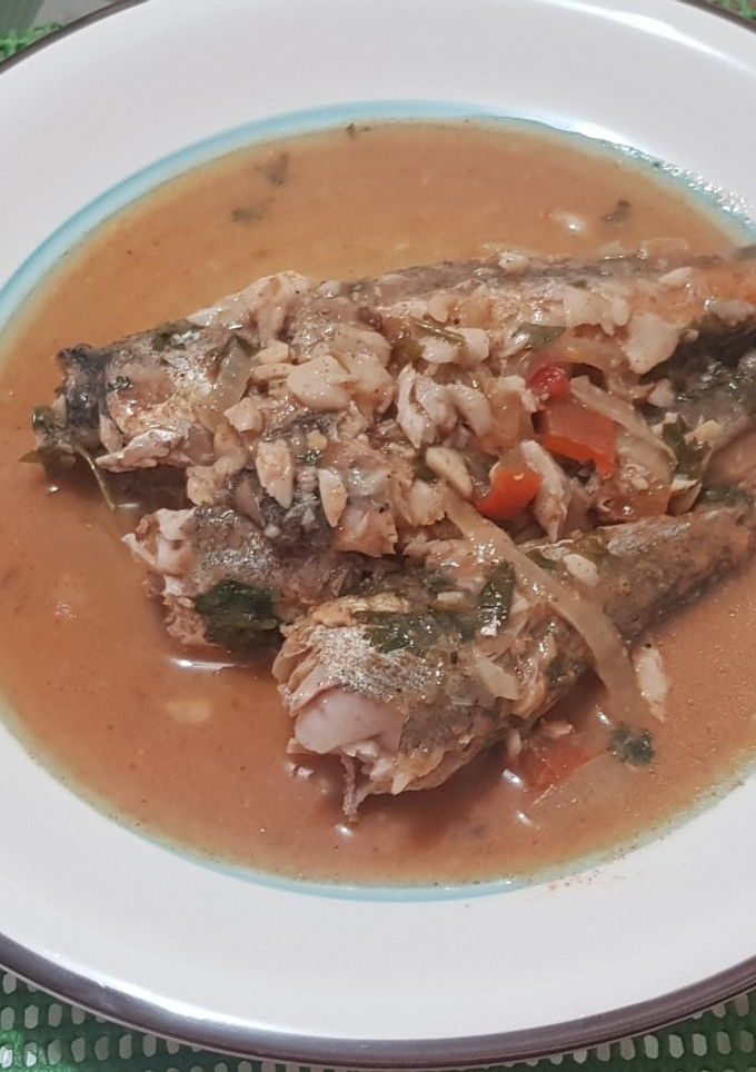 Una foto de Pescado guisado con coco