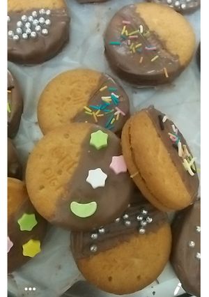 A picture of Choco jam cookies.