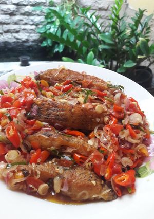 Foto resep Gurami Goreng Bumbu Sambal Matah