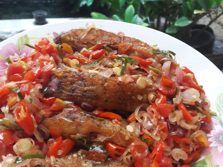 Resep Gurami Goreng Bumbu Sambal Matah Praktis