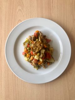 Una foto de Guiso vegano a la jardinera