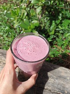 Una foto de Smoothie manzana zarzamora