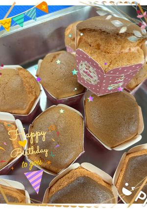 草莓杯子蛋糕 的食譜成品照片