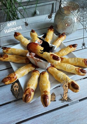 Une photo de Doigts de Sorcières 🧙‍♀️ 🎃 🧹🤪👻