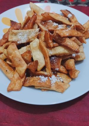 क्रिस्पी आटा सलोनी (crispy aata saloni recipe in Hindi) रेसिपी मुख्य फोटो