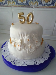 Una foto de Tarta para bodas de oro
